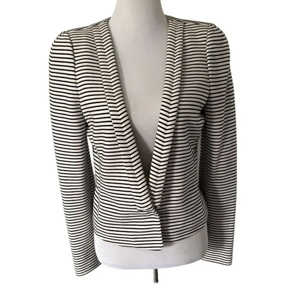 BCBGMaxAzria Jackets & Blazers - BCBGMAXAZRIA One Button Hendrix Blazer size M